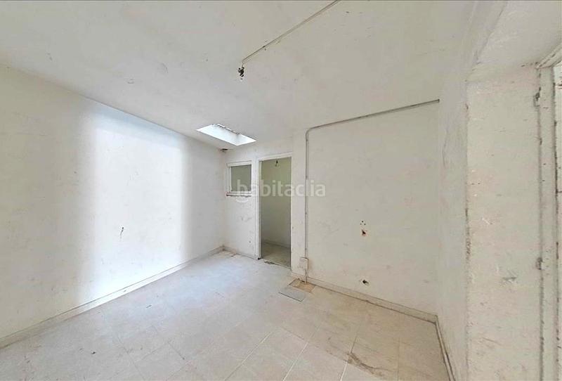 Foto b72b4d54-3c32-40b9-98bc-85b704ba5fd7. Local comercial a La plantera Blanes