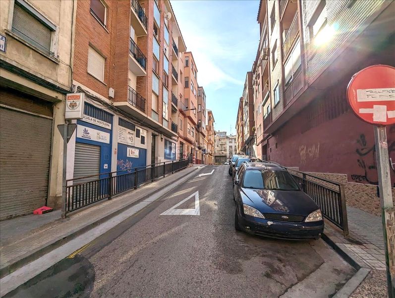 Foto 9b6dfba9-2553-461a-8968-20726be2f25b. Autoparkplatz in Barrio del Ave Zaragoza