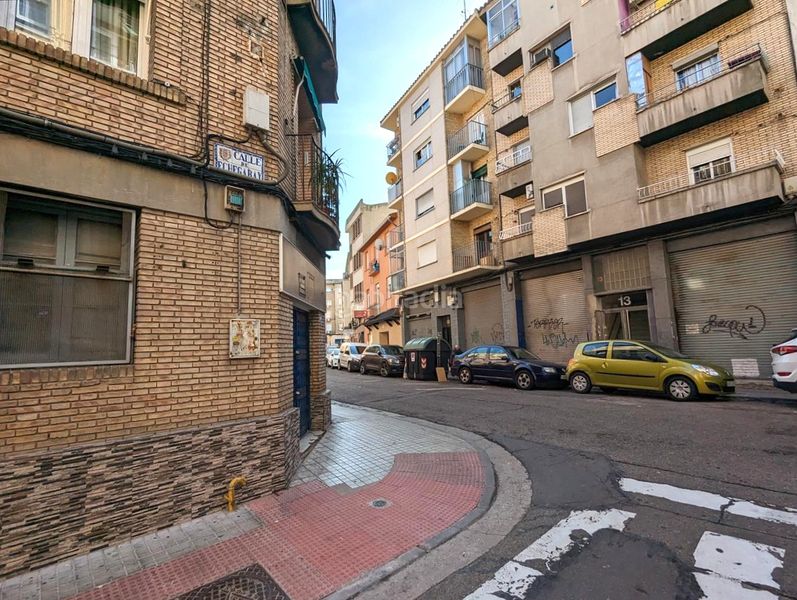 Foto df69e486-4292-4673-bf5e-37023b7a9ed7. Autoparkplatz in Barrio del Ave Zaragoza