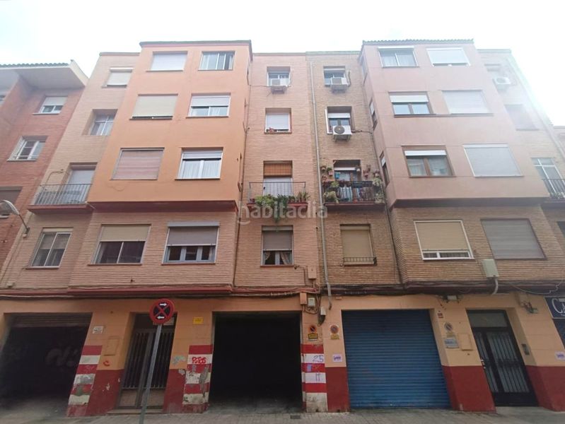 Foto fb0c9309-f665-422a-8b44-48b3315f9a7c. Autoparkplatz in Barrio del Ave Zaragoza