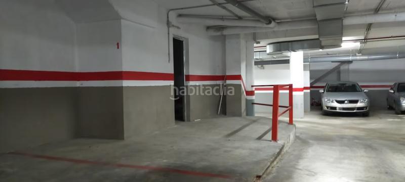 Foto efb20a32-d8f2-47c4-a666-ebb189b399b5. Parking coche en Sax