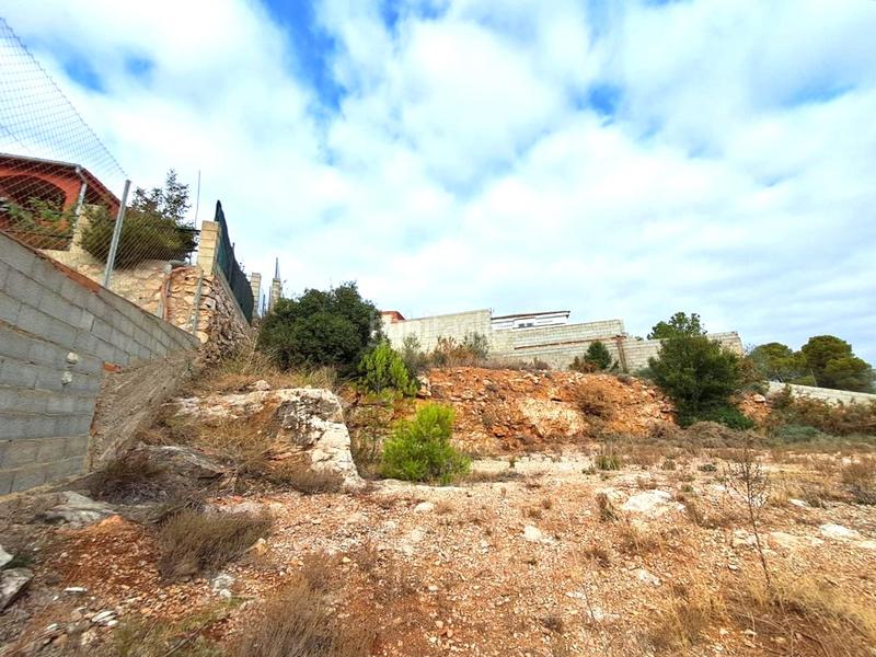 Foto 4c12ec62-46e3-49de-94ce-8051329e81d3. Terreno residenziale in Montroy