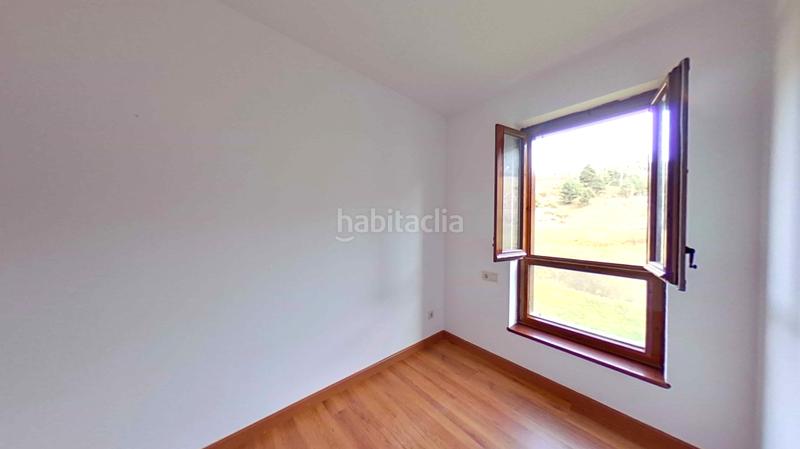 Foto dde337cf-9fdd-48e8-9048-84e8702715b7. Pis a Molina (La)