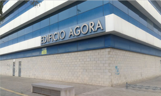 Parking voiture  Pino estrobo