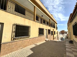 Aparcament cotxe  Ebro