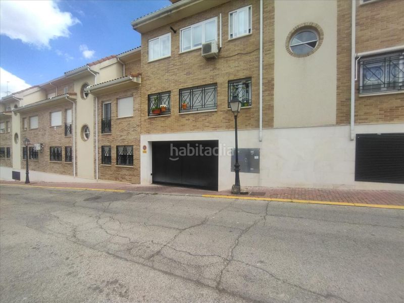 Foto 1b48efaa-401f-43fd-918e-edf89bc56cb6. Aparcament cotxe a Pedrezuela