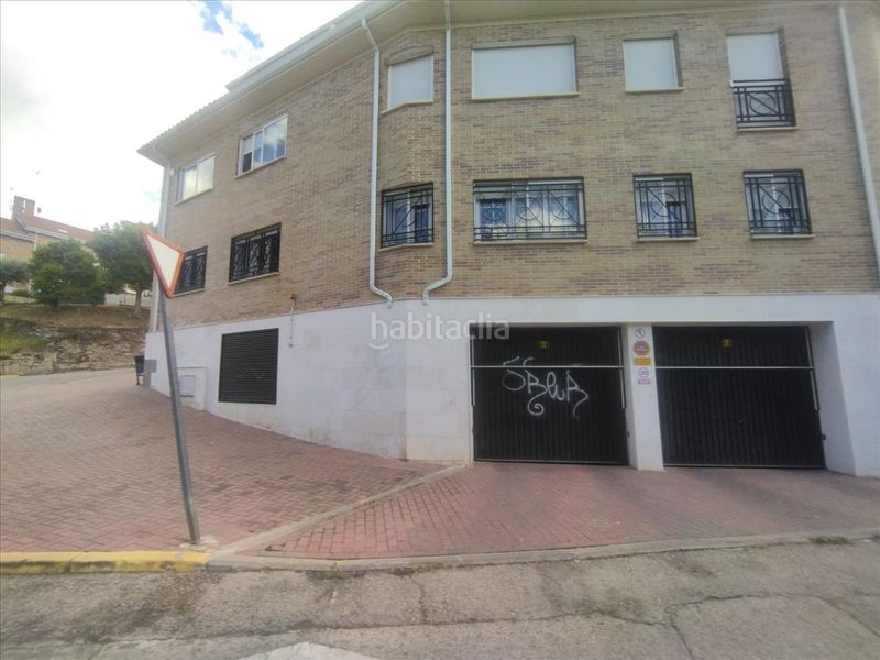 Foto 5572ed2f-57f8-4969-9497-2900fe885dc9. Aparcament cotxe a Pedrezuela