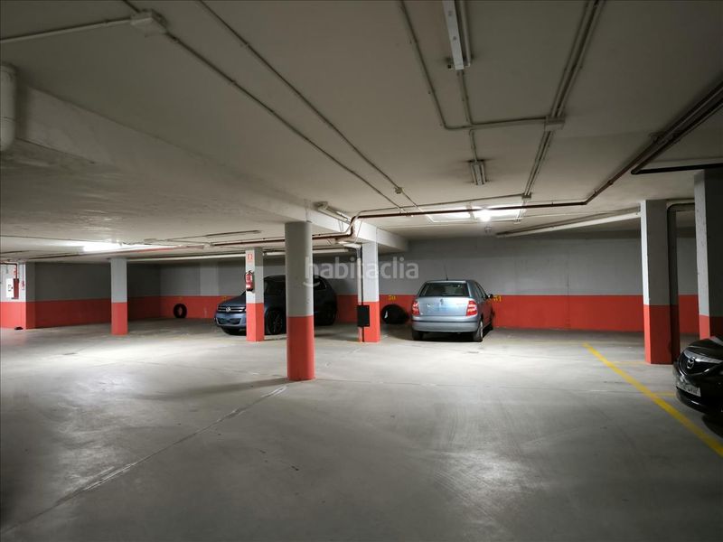 Foto ab132a34-d55f-434b-8873-558e6af80908. Aparcament cotxe a Pedrezuela