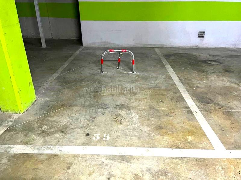 Foto e504cf67-8f46-4e1d-be2b-b8614e40ac57. Parking voiture dans La Sagrera Barcelona