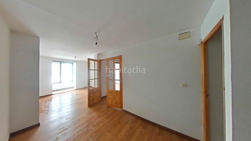 Foto e0a107d1-8ccb-4355-9fdf-ba36b6b8aa66. Etagenwohnung in Terrer