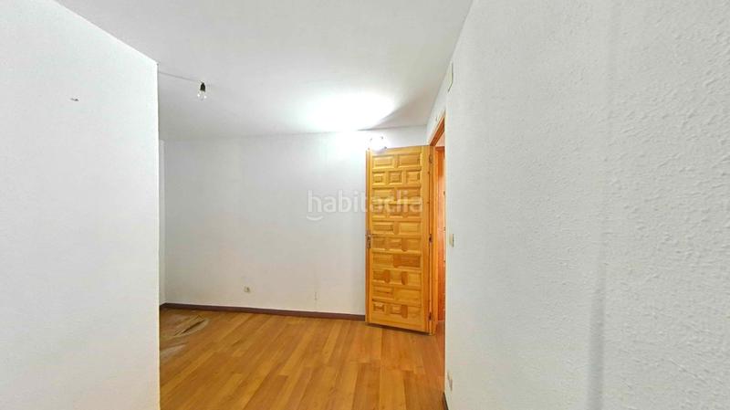 Foto 803f5dff-ecb0-4e4c-8d85-798d00900b58. Piso en Terrer