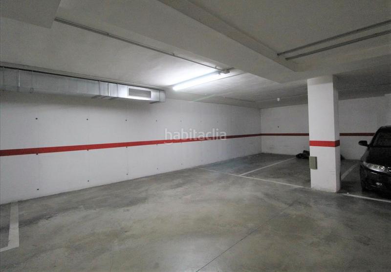 Foto d1c5160a-934b-40ae-8233-1e63c152b136. Parking coche en Centre-Zona Alta Alcoi