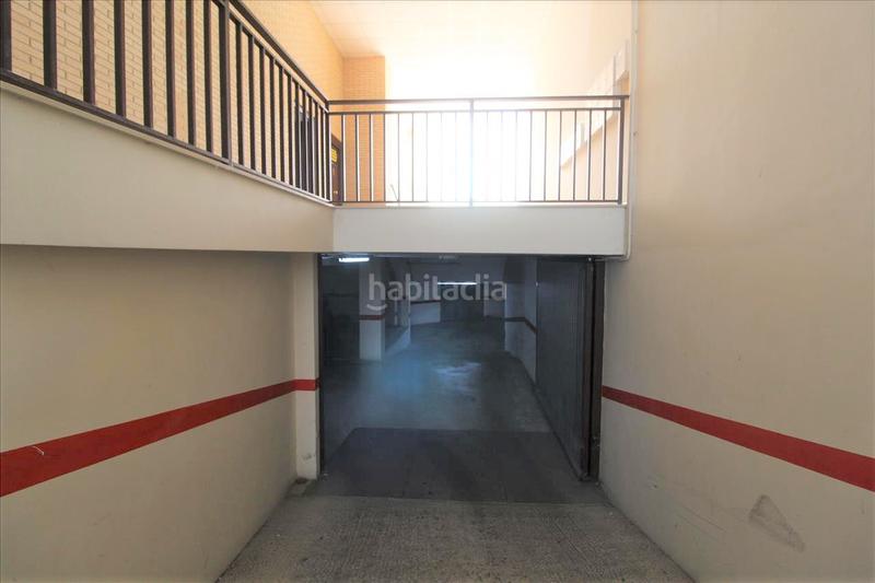 Foto d42714e4-ac06-41fc-97b5-3bf156d11acc. Parking coche en Centre-Zona Alta Alcoi