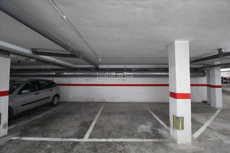 Foto e19af663-adff-4e1a-a008-007b169b234d. Parking voiture dans Centre-Zona Alta Alcoi