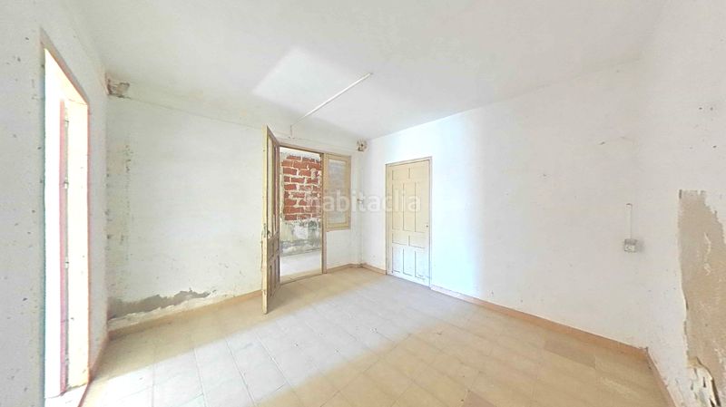 Foto e8f5b68e-0f9c-47de-8245-252889ccdfe1. Casa amb aparcament a Rada de Haro