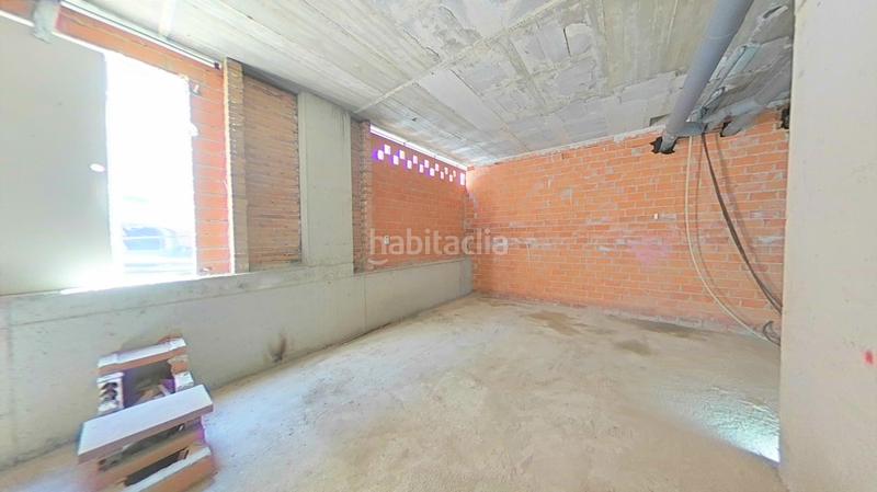 Foto 39459bd6-3b2d-421f-a5d1-a61a2e0efe73. Local comercial en Roc Blanc Terrassa