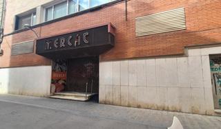 Locale commerciale  Pi i margall