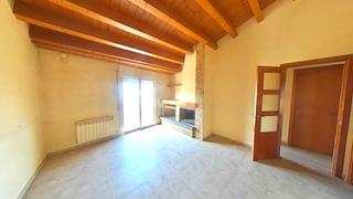 Casa adossada a Santa Maria de Palautordera