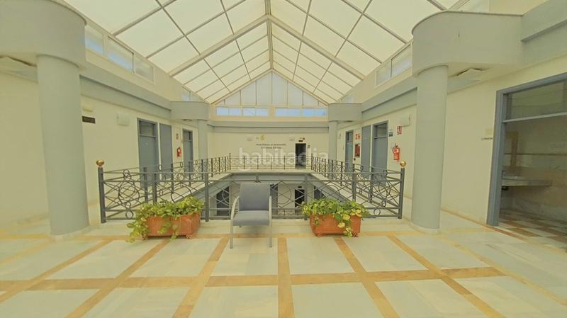 Foto e4db464b-36e4-4b45-a897-ddfa14a75f62. Oficina a Pisa Mairena del Aljarafe