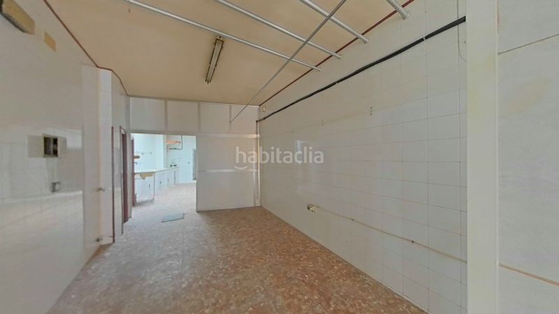 Foto cf625765-2644-4348-bca2-64ead9696165. Local comercial a Andújar