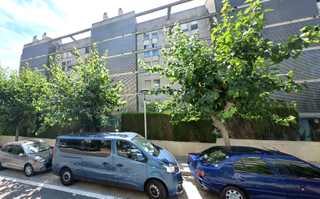 Etagenwohnung  Sinies