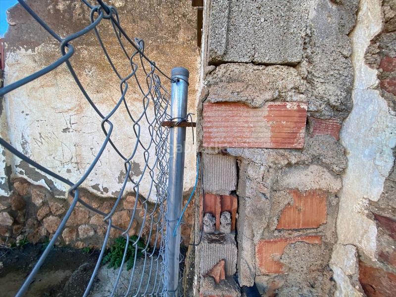 Foto bef03b5b-eb2d-447c-a5d0-4d8d2e2a602b. Terreny residencial a Guadix