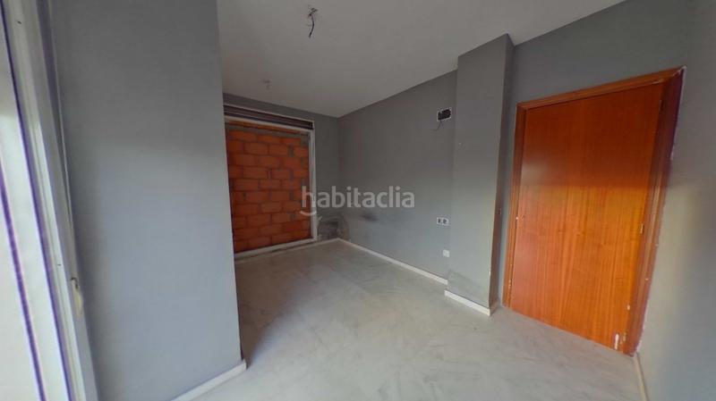 Foto 8bbe2c3b-51af-4624-85e1-78f96c2aade4. Semi detached house with parking in Bornos