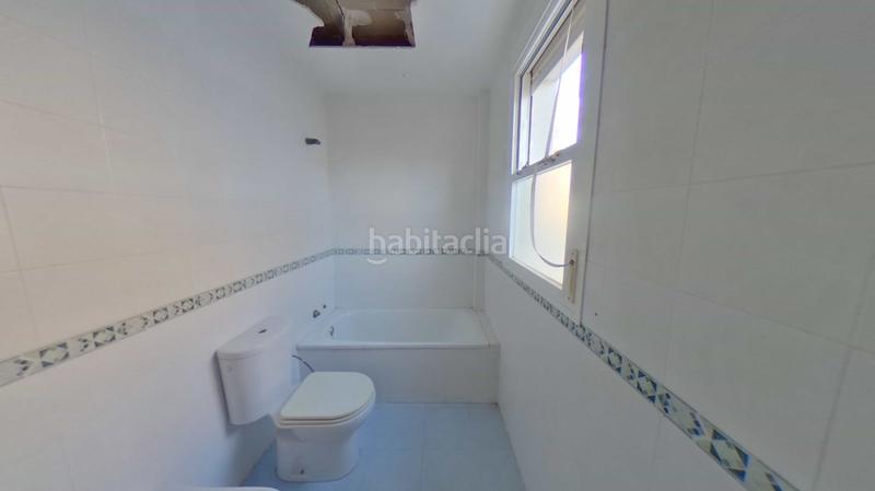 Foto c9bf42cc-d4e9-409a-bc09-e362bcdc4497. Semi detached house with parking in Bornos