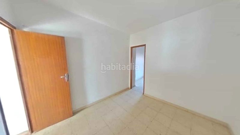 Foto 1656ad83-4dde-4b3c-a1f6-42e1ca53d6a4. Casa adossada a Dos Torres