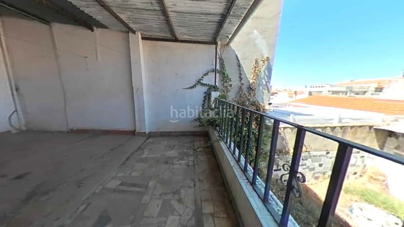Foto 68591a8e-f263-4918-9cb7-2b06266b8ded. Casa adossada a Dos Torres