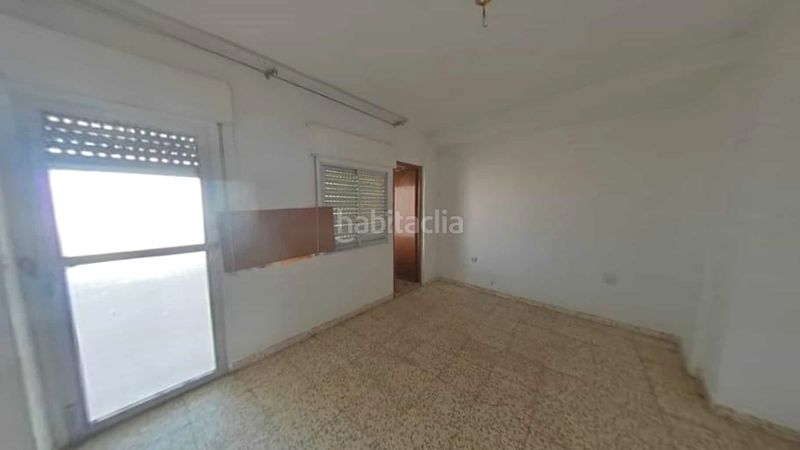 Foto b42a3d9d-2f0a-4bbc-ba4f-1a5c96c70e8a. Casa adossada a Dos Torres
