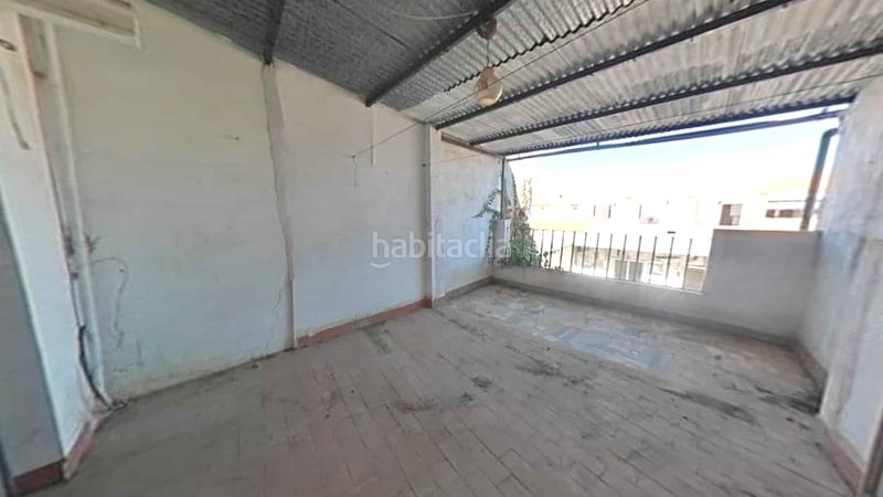 Foto d199cd21-1808-489f-82d5-761199c61510. Casa adossada a Dos Torres