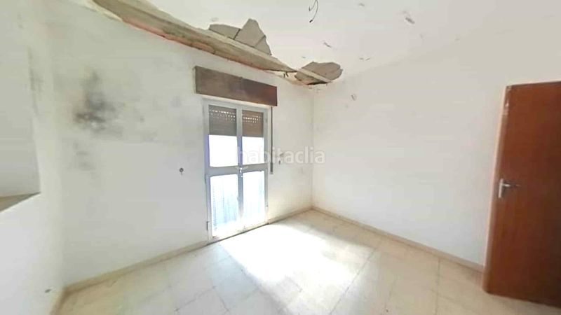 Foto f3935424-0b92-4a05-9b46-88dd1fee8d45. Casa adossada a Dos Torres