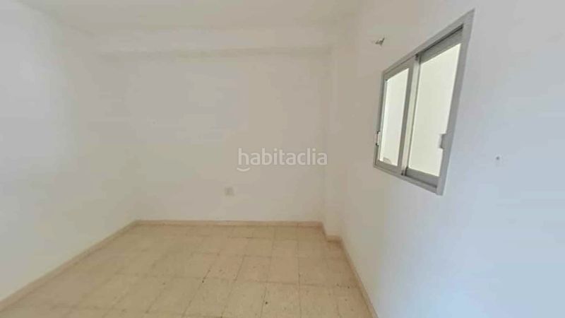Foto fae2c935-28ce-4249-abb4-87e329ec563b. Casa adossada a Dos Torres