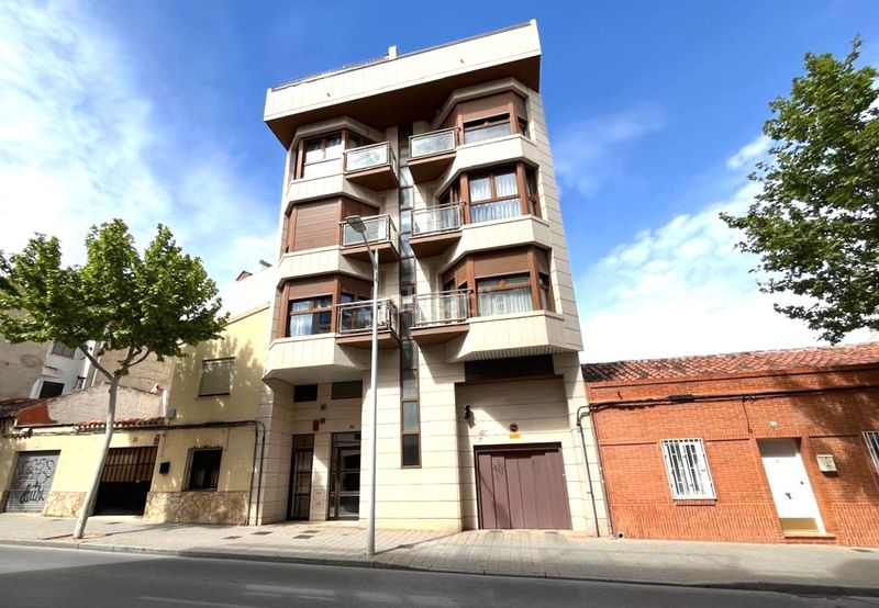 Foto 44ee9587-11c4-424a-aff0-662be3b199a9. Aparcament cotxe a Alto de los Molinos Albacete