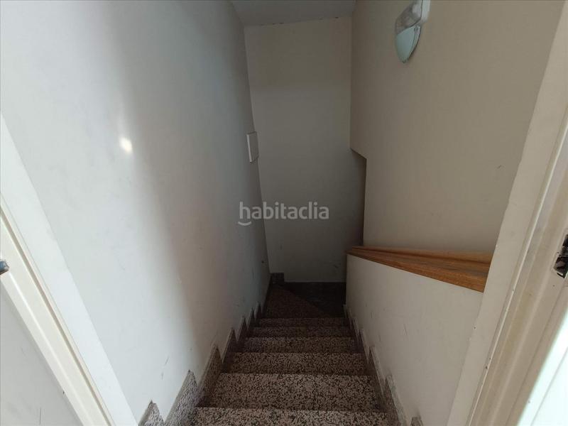 Foto a9293d47-963d-4840-8d89-02934d347121. Aparcament cotxe a Fuensalida