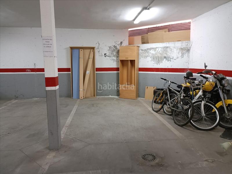 Foto f3f0d66e-73d9-41cf-ad68-72ab8efcaceb. Aparcament cotxe a Fuensalida