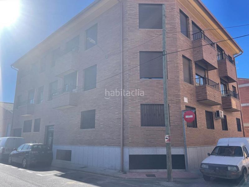 Foto ff74c06b-13f2-4682-9e2b-709d0a935cd4. Aparcament cotxe a Fuensalida