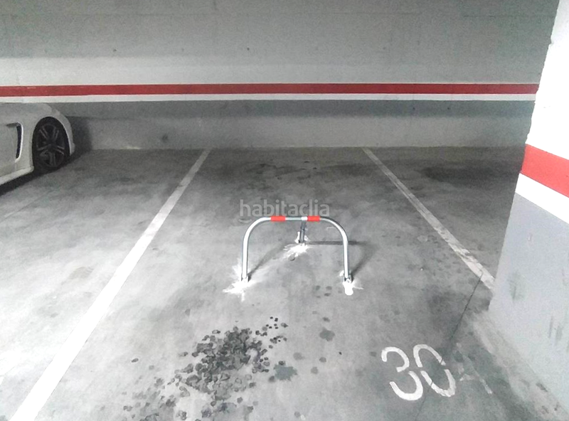 Foto e89ebc29-aaf9-481c-99b1-1bf24a67450c. Car parking in Valdepelayo-Montepinos-Arroyo Culebro Leganés