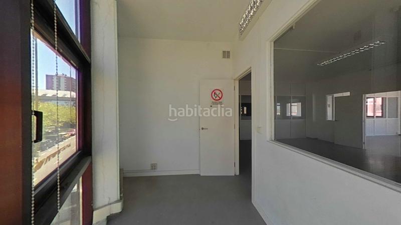 Foto d19720ed-62be-4542-96d0-cba4ce584a8d. Local comercial a Alisal - San Román Santander