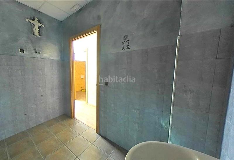 Foto 73dc5e94-edcd-4233-97f3-84f4942b3931. Local comercial a Juan de la Cierva Getafe