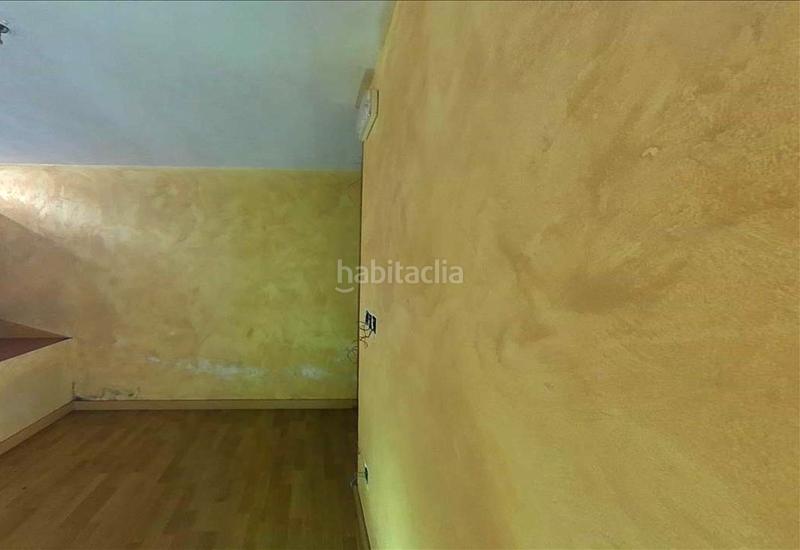 Foto 8d1a4b6b-a115-4705-ae24-8c0eb8d3a584. Local comercial a Juan de la Cierva Getafe