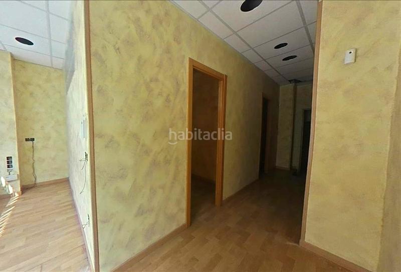 Foto 9499b3fc-7333-4de7-92fb-733bd27bb926. Local comercial a Juan de la Cierva Getafe