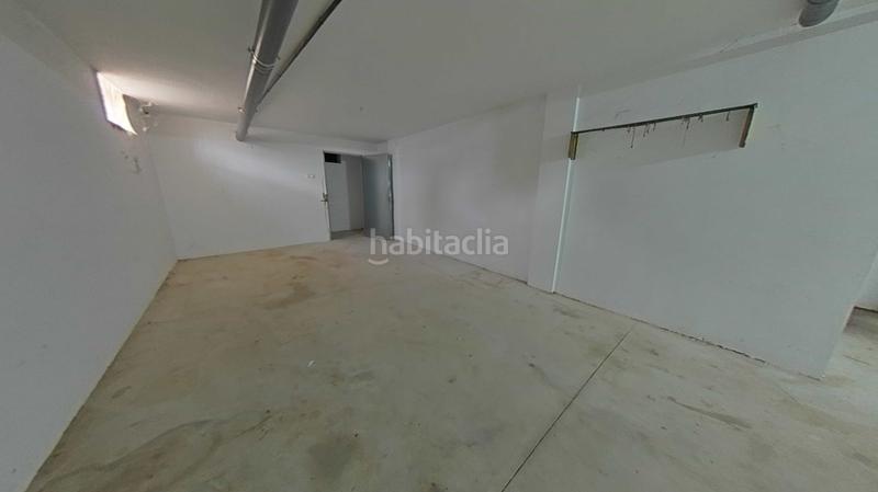 Foto b67e4396-37d1-48c3-a56a-394d16f5415c. Casa con parcheggio in Hellín
