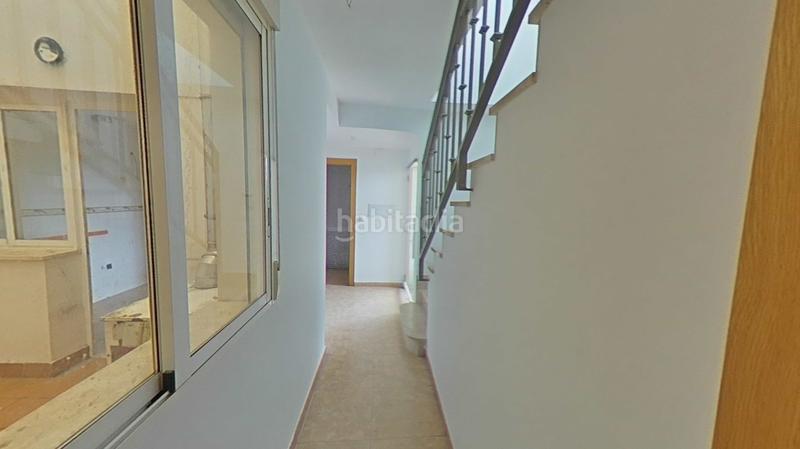 Foto ee419f9a-77cf-4924-b4bc-059e13523b2a. Casa con parcheggio in Hellín