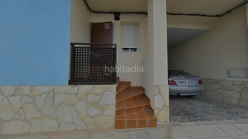 Foto efc6c792-2d45-4278-8c0a-713ab41c4368. Maison avec parking dans Hellín