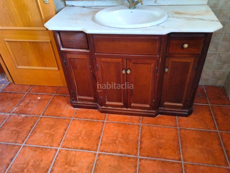 Foto b706466e-7521-434a-b86c-bc9b4b407e6f. Casa amb aparcament a Sonseca