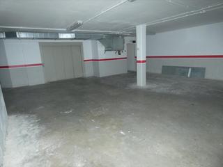 Parking voiture  Freginals