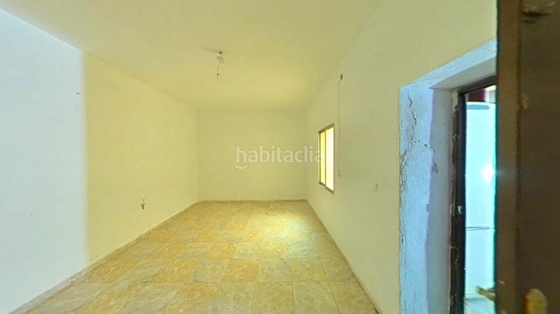 Foto 5296062f-e3e5-4de3-a8ea-612d10396406. Casa adossada amb aparcament a Arrayanes Linares