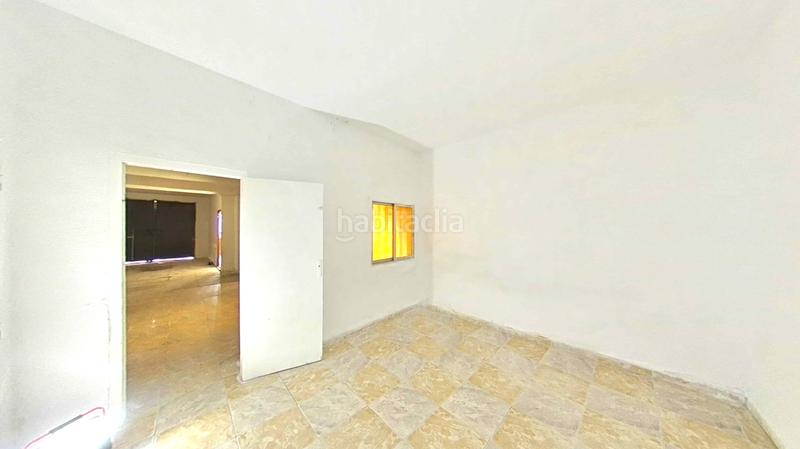 Foto b54844eb-8939-4e78-a710-6c931105f4d0. Casa adossada amb aparcament a Arrayanes Linares